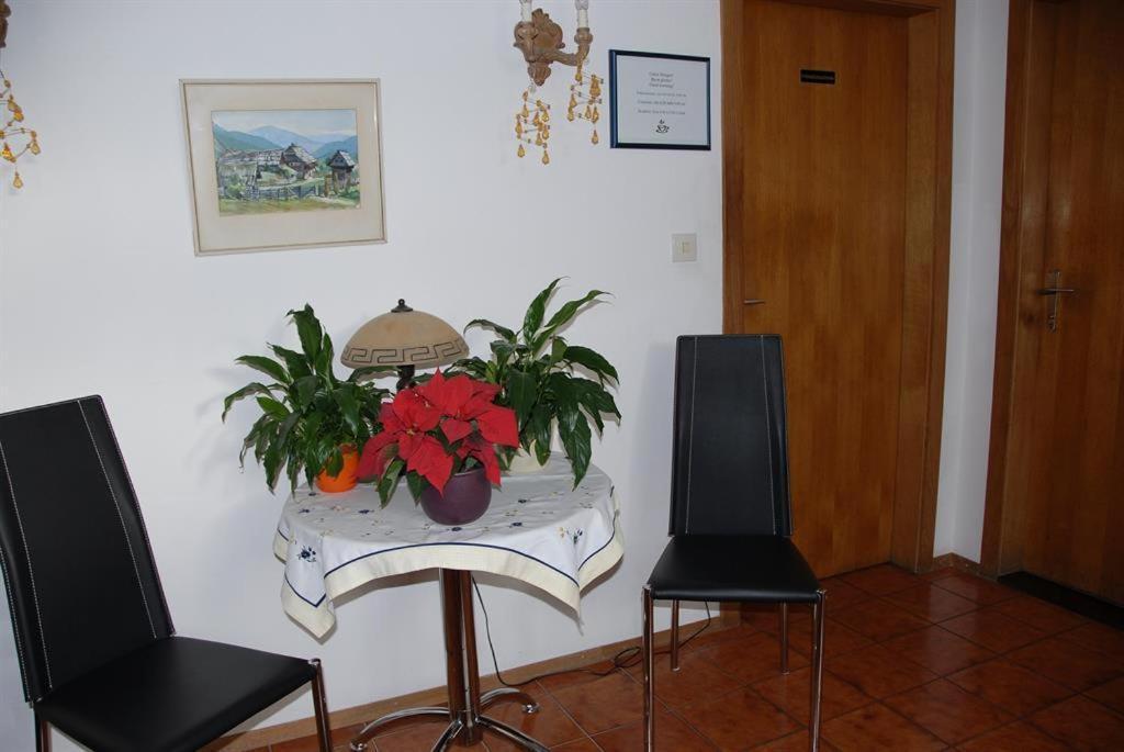 Pension & Appartement Fortin Бад Кляйнкирххайм Экстерьер фото